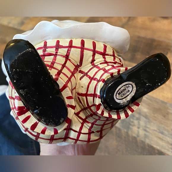 3 Porcelain Chiefs - Picture 5 of 11